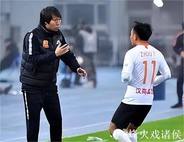 中超退役球员:李铁业务能力强 我不吃海参 中超退役球员:李铁业务能力强 我不吃海参